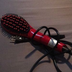 Simply straight brush